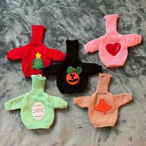 Doll or Teddy Bear TurtleNeck sweaters. Lot of 5